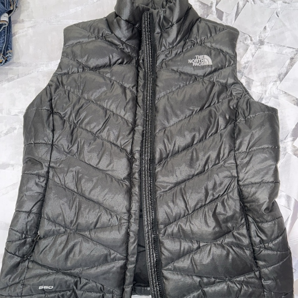 North face women’s dark grey vest - Picture 2 of 5